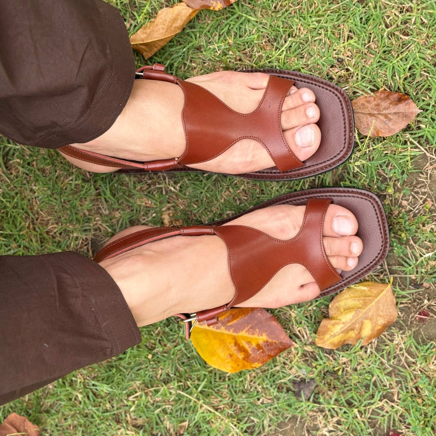 Mustard Panjedar Chappal – Handmade Pure Leather