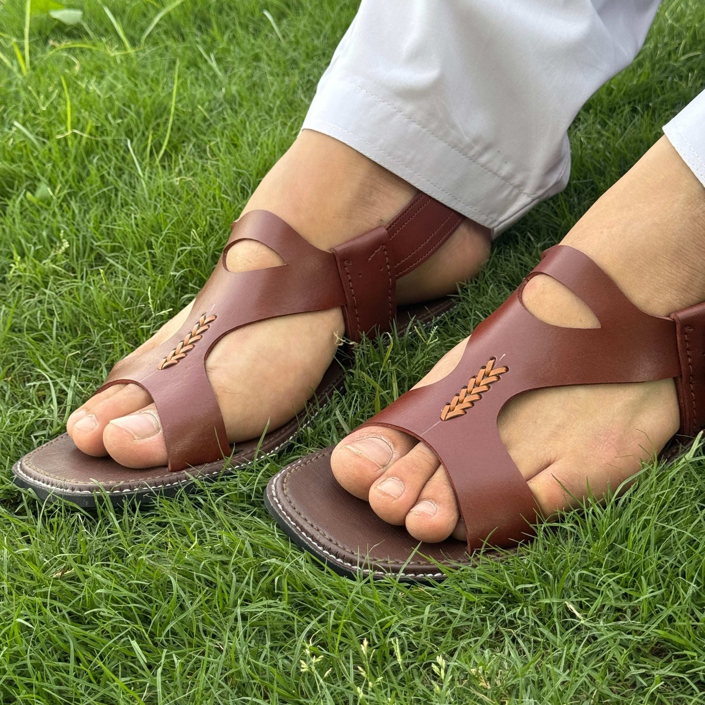 Handmade Panjedar Chappal – Pure Leather